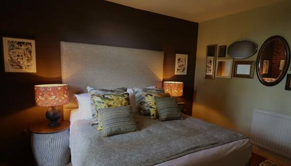 The Cholmondeley Arms - Gallery
