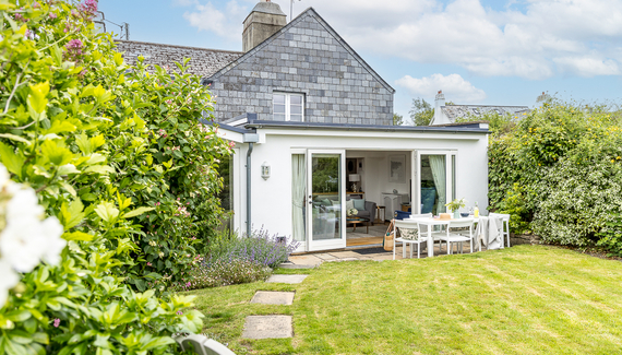 Cheyne Cottage - Gallery