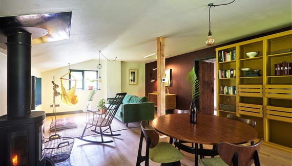 The Artist Barn - Gallery