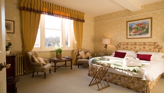 Aylworth Manor - gallery