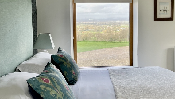 Dryhill Vineyard Cottage - Gallery