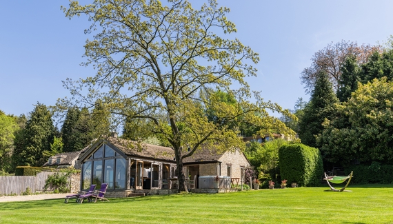 Dryhill Vineyard Cottage - Gallery