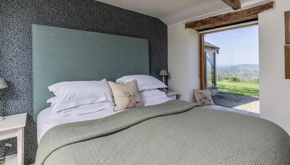 Dryhill Vineyard Cottage - Gallery