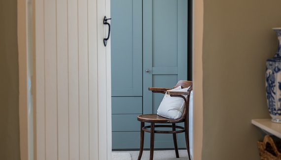 Dryhill Vineyard Cottage - Gallery