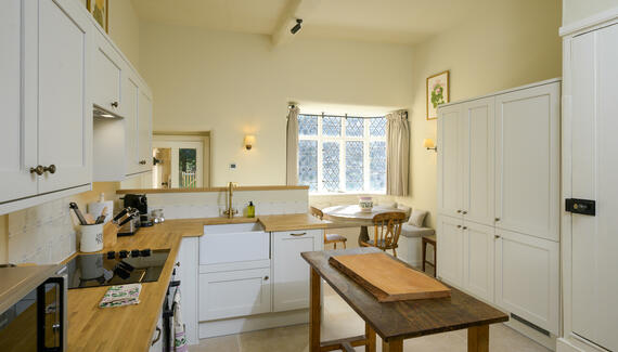 Hollybush Cottage at Badminton Estate - Gallery