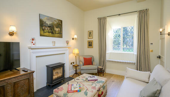 Hollybush Cottage at Badminton Estate - Gallery