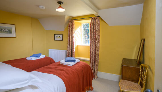Hollybush Cottage at Badminton Estate - Gallery