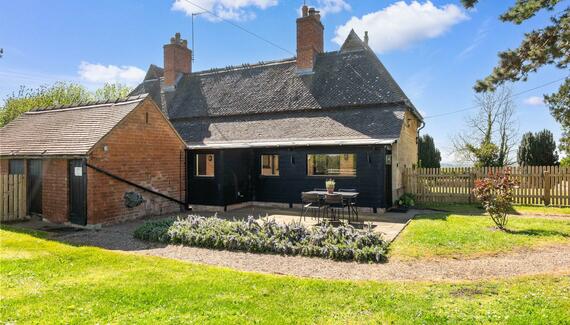 The Alms House West at Forthampton Estate - Gallery