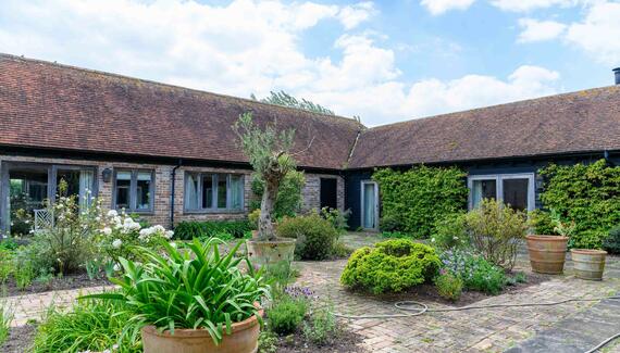 Gins Barn - Gallery