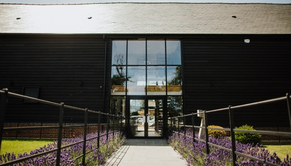 Farmhouse at Redcoats - Gallery