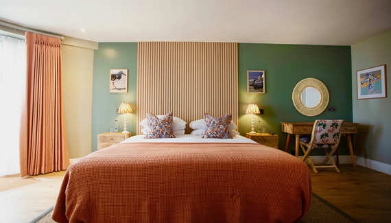 The White Horse - Gallery