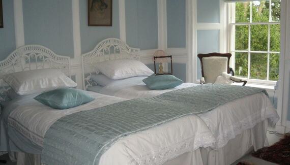 Fyfield Manor - Gallery