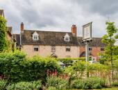 The Harcourt Arms