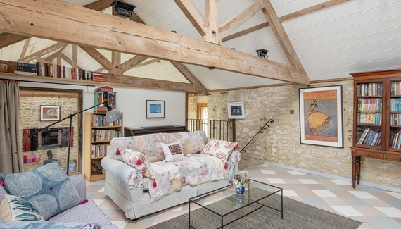 Court Farm Barn - Gallery