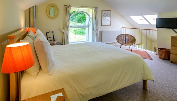 Holmwood Coach House - gallery