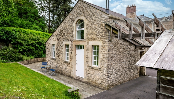 Holmwood Coach House - gallery