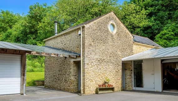 Holmwood Coach House - gallery