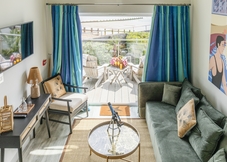Beach Hut Suites