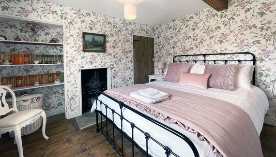 Pear Tree House - Gallery