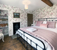 Pear Tree House - Gallery - picture 