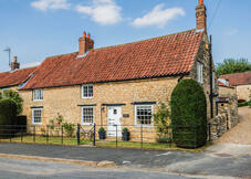 Yew Tree Cottage Westow