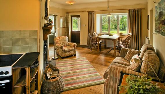 Longshot Cottage - Gallery