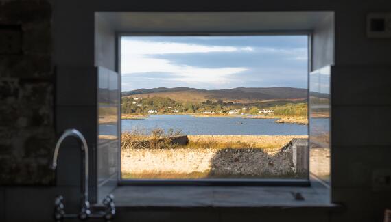 Eilean Sionnach Lighthouse Cottage - Gallery