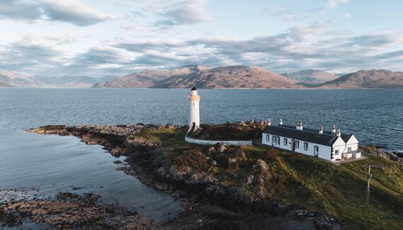 Eilean Sionnach Lighthouse Cottage - Gallery