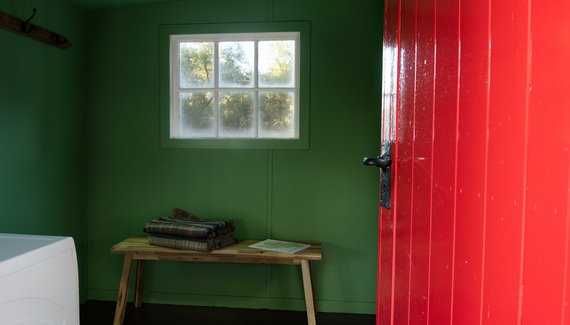 Riverside Cabin - Gallery
