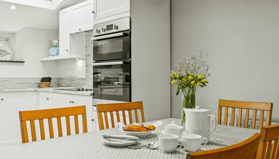 Hebog Bach - Gallery