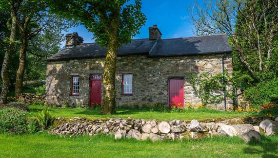 Mountain Cottage - Gallery
