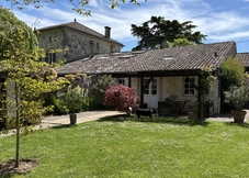 Domaine des Monges Lodge