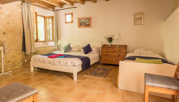 La Meynardie - Kabarole - Gallery