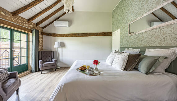 La Mouy - Gallery