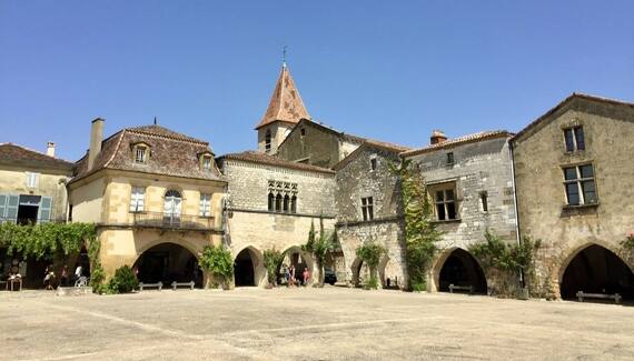 La Petite Maison - Gallery