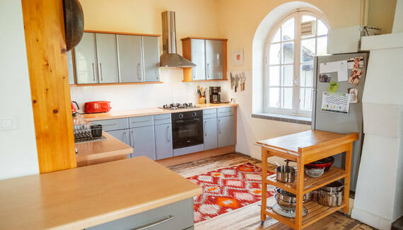 Le Beau Pierre - Gallery