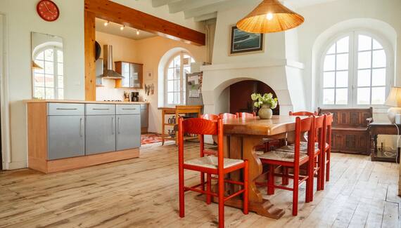 Le Beau Pierre - Gallery
