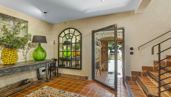 Domaine Madrona - Gallery