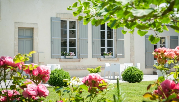 Le Petit Matin - Gallery