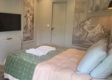 Les Myrrhophores & Spa
