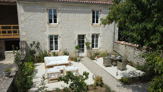 Maison des Ifs - La Petite Maison Blanche - Gallery