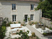 Maison des Ifs - La Petite Maison Blanche
