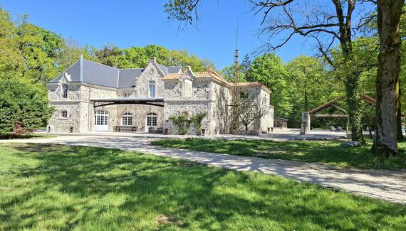 Pavillon de Chasse - Gallery