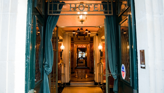 L'Hôtel - Gallery
