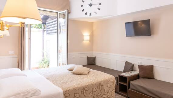 Hotel Modigliani - gallery