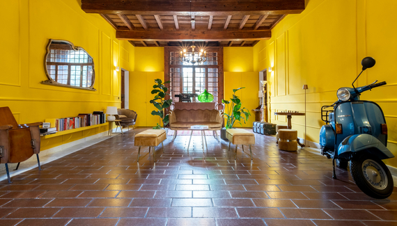 La Celeste Galeria - Gallery