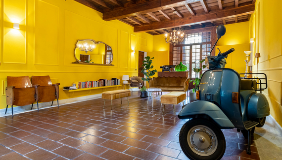 La Celeste Galeria - Gallery