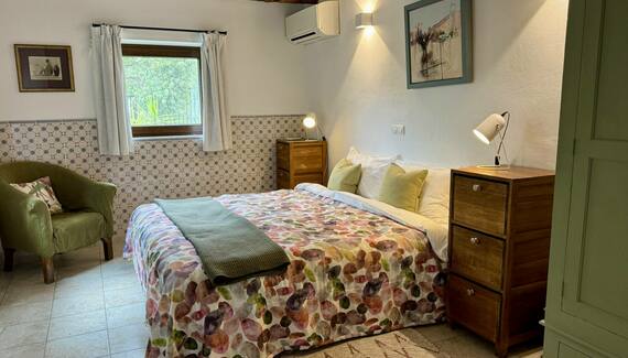 Almond Hill House - Gallery